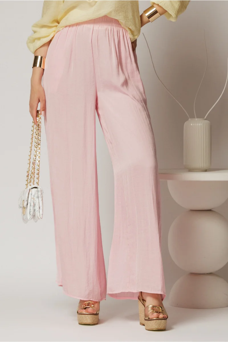 Pantaloni casual roz cu croi lejer si elastic pe talie