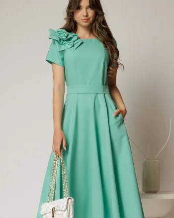 Rochie DY Fashion verde clos cu trandafir la umar si cordon detasabil