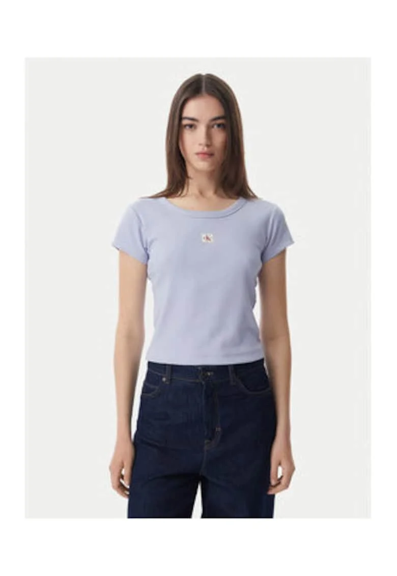 Tricou crop cu maneci scurte