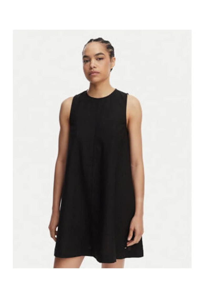 Rochie mini lejera la baza gatului