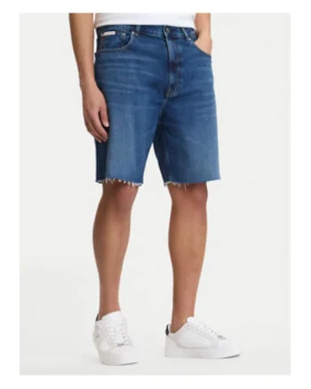 Blugi scurti regular fit cu terminatie nefinisata,