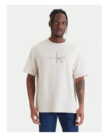 Tricou cu decolteu la baza gatului si logo brodat