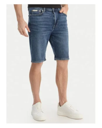 Blugi scurti regular fit cu detalii decolorate,