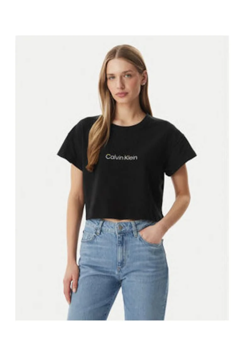 Tricou crop cu maneci cazute