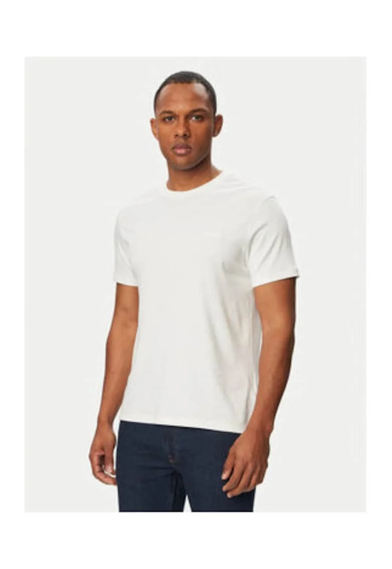 Tricou slim fit