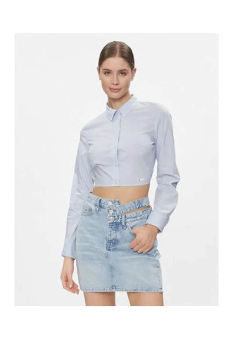 Camasa crop cu decupaj pe spate
