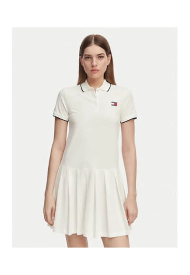 Rochie scurta evazata cu guler polo