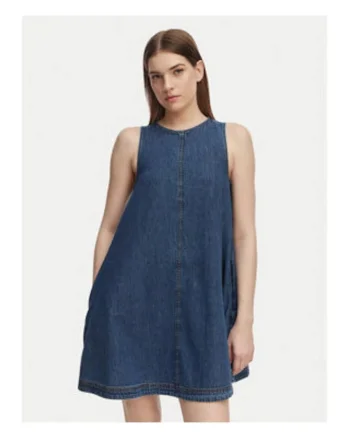 Rochie evazata din denim
