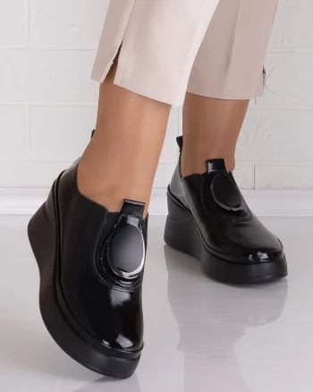 Papuci dama cu platforma Negrii din Piele Naturala Lacuita Armane