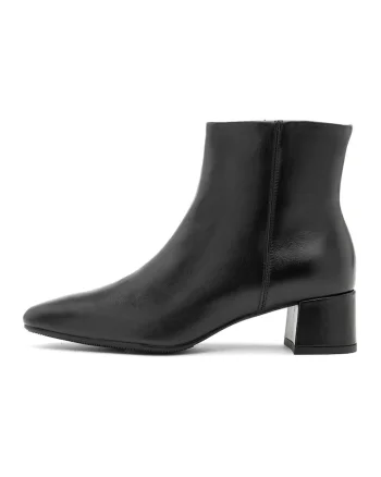 Botine de piele cu toc, Negru