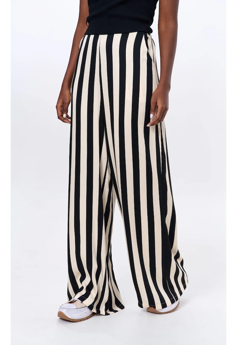 Pantaloni cu croiala ampla Elwira