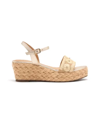 Sandale impletite cu garnituri din piele si talpa wedge, Bej deschis