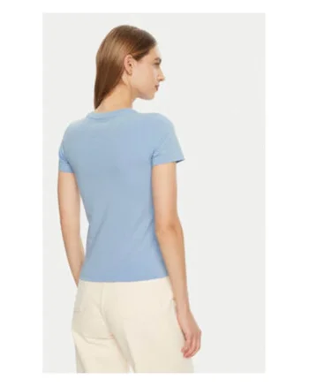 Tricou uni cu decolteu la baza gatului