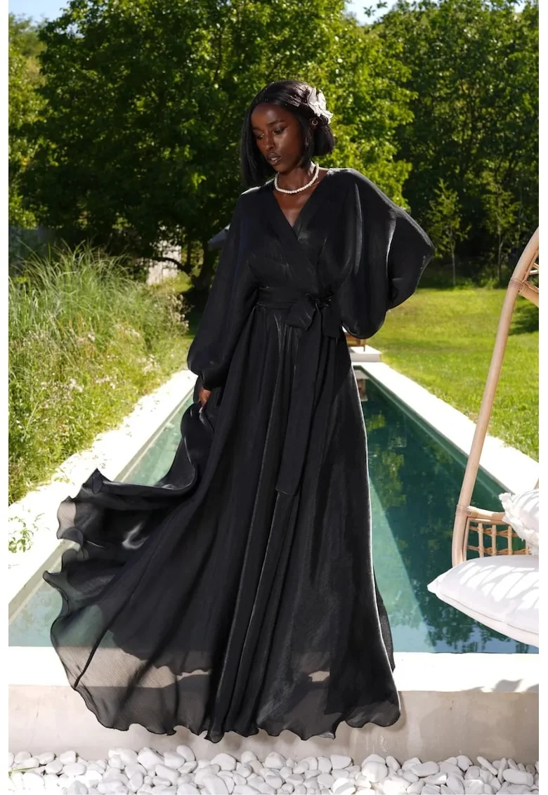 Rochie neagra Enigma, Negru