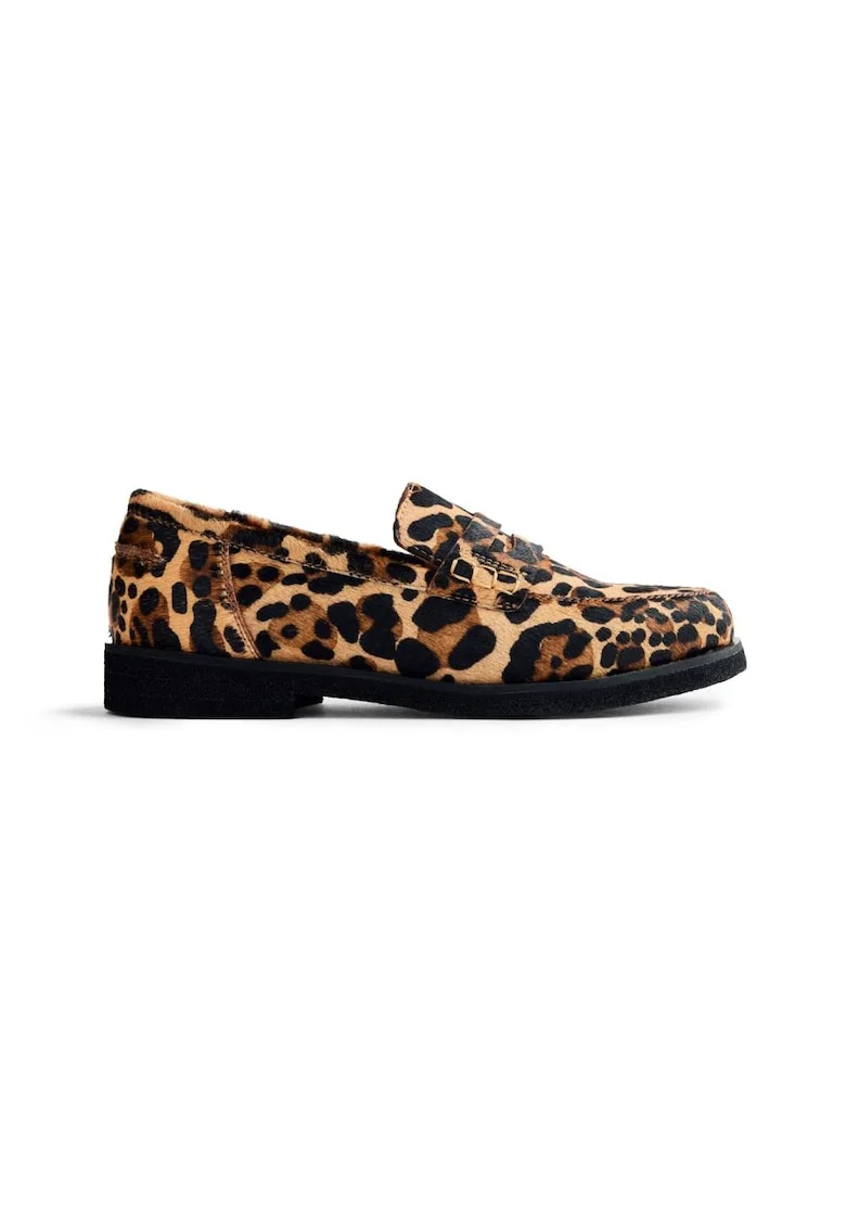 Pantofi loafer de piele cu par scurt si animal print Eveleth, Maro