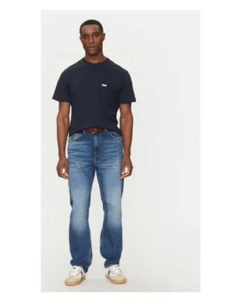 Tricou uni cu decolteu la baza gatului si buzunar aplicat pe piept