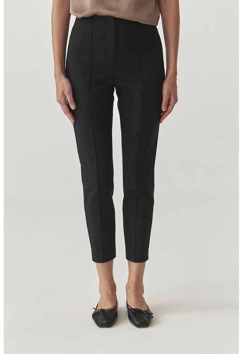 Pantaloni crop conici, Negru