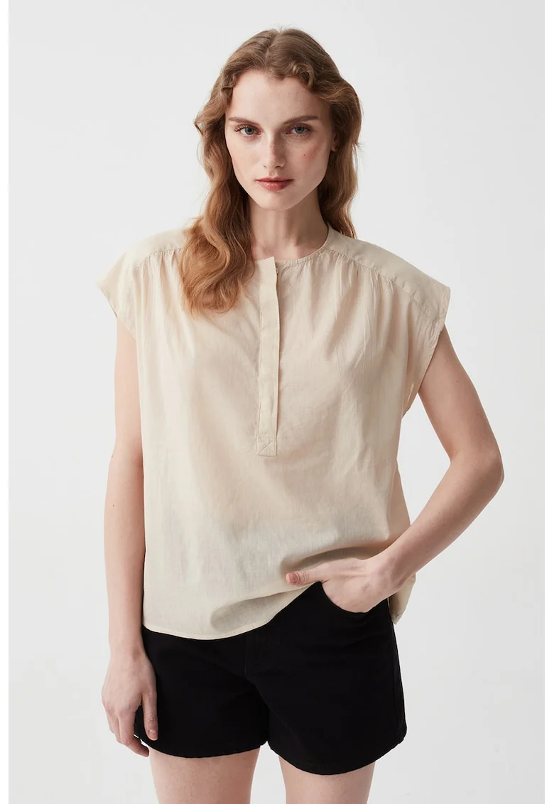Bluza cu fenta cu nasturi, Bej