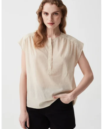 Bluza cu fenta cu nasturi, Bej