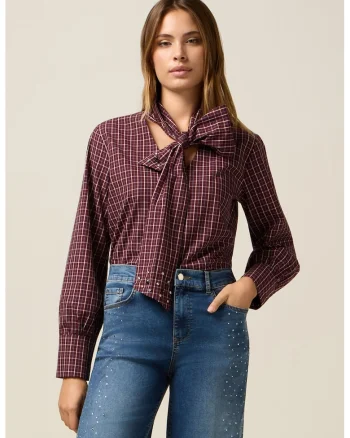 Bluza in carouri cu funda, Alb/Visiniu