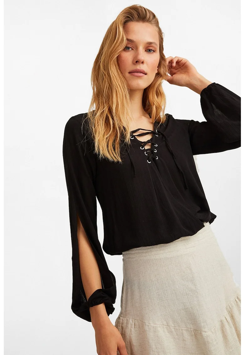 Bluza cu decupaje pe maneci, Negru