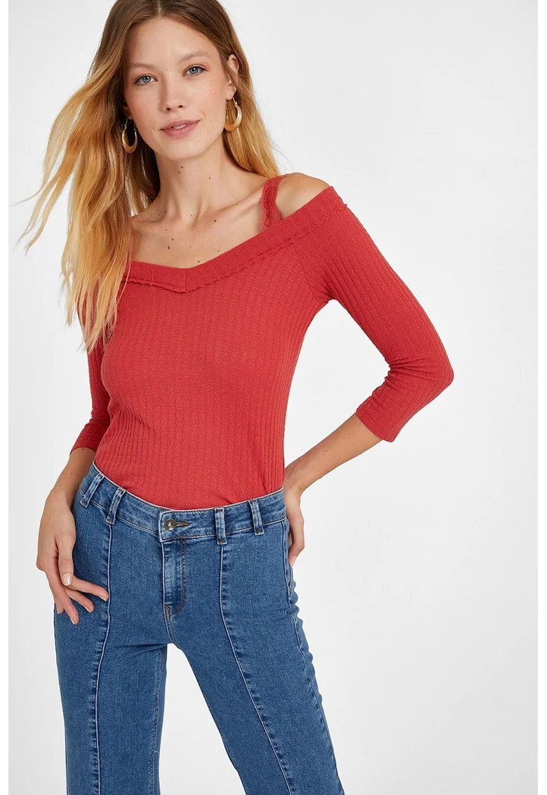 Pulover slim fit cu decolteu pe umeri si maneci 3/4, Coral