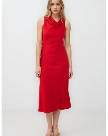 Rochie dreapta cu decolteu drapat, Rosu