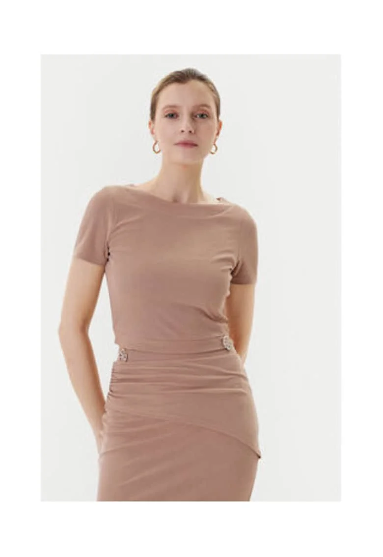 Tricou crop cu decolteu barcuta, Bej