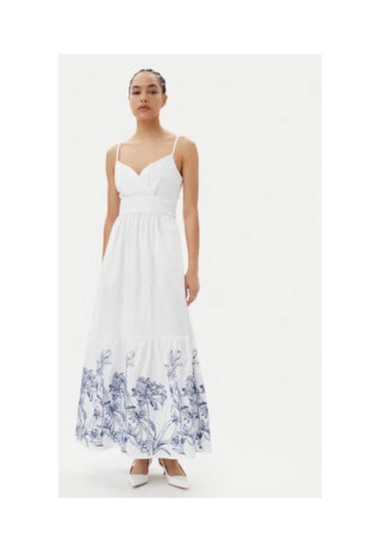 Rochie cu detalii florale