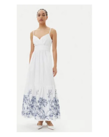Rochie cu detalii florale