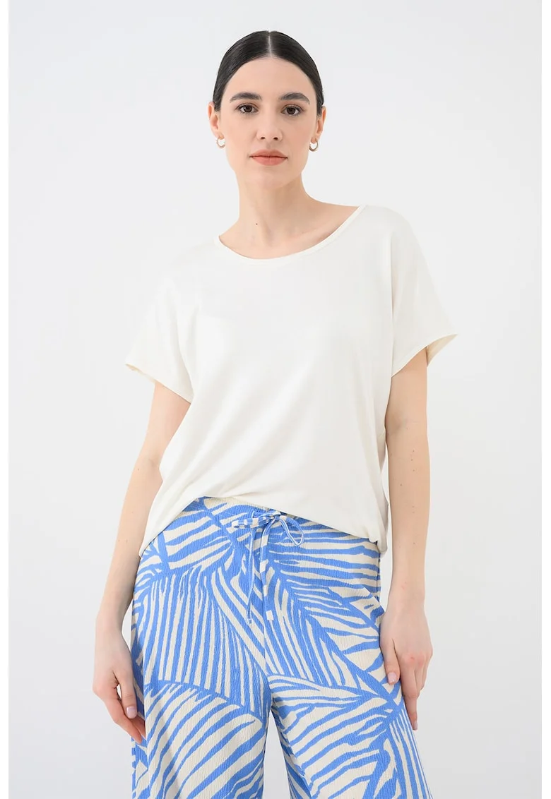 Tricou cu decolteu rotund si aspect stralucitor Carrie, Alb fildes/Argintiu
