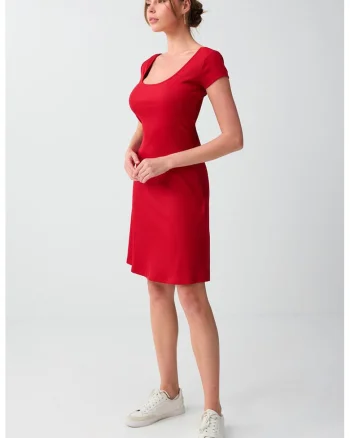 Rochie mini cu decolteu patrat, Rosu