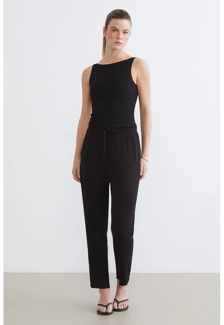 Pantaloni cu croiala conica si talie ajustabila, Negru