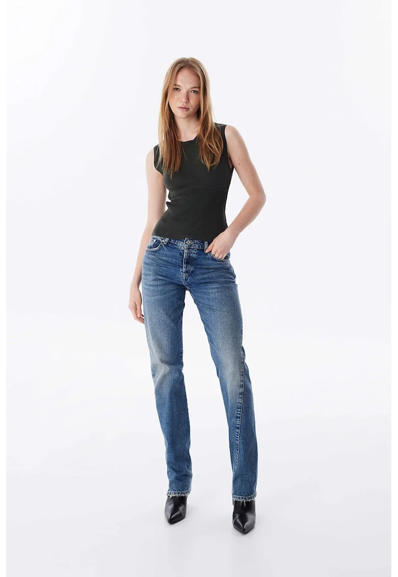 Pulover slim-fit fara maneci, Kaki inchis