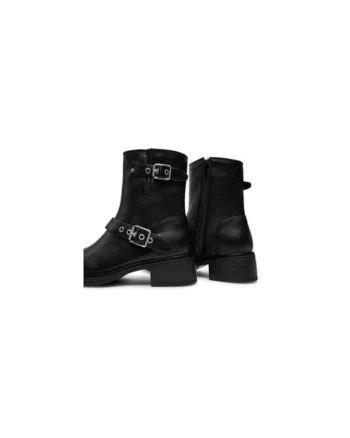 Ghete dama  Negru, Negru