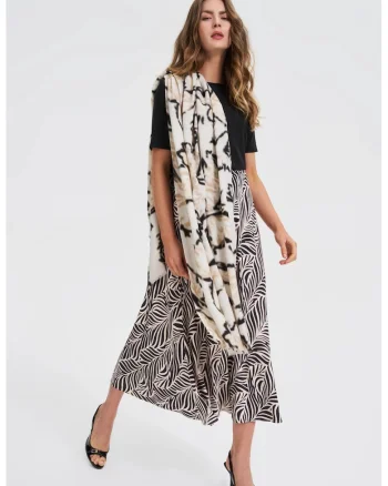 Fular bej cu modele ONE SIZE