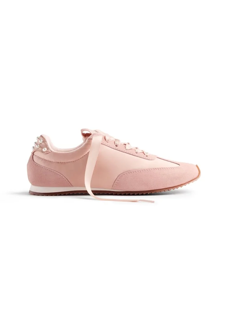 Pantofi low-cut cu garnituri de piele intoarsa si margele, Roz