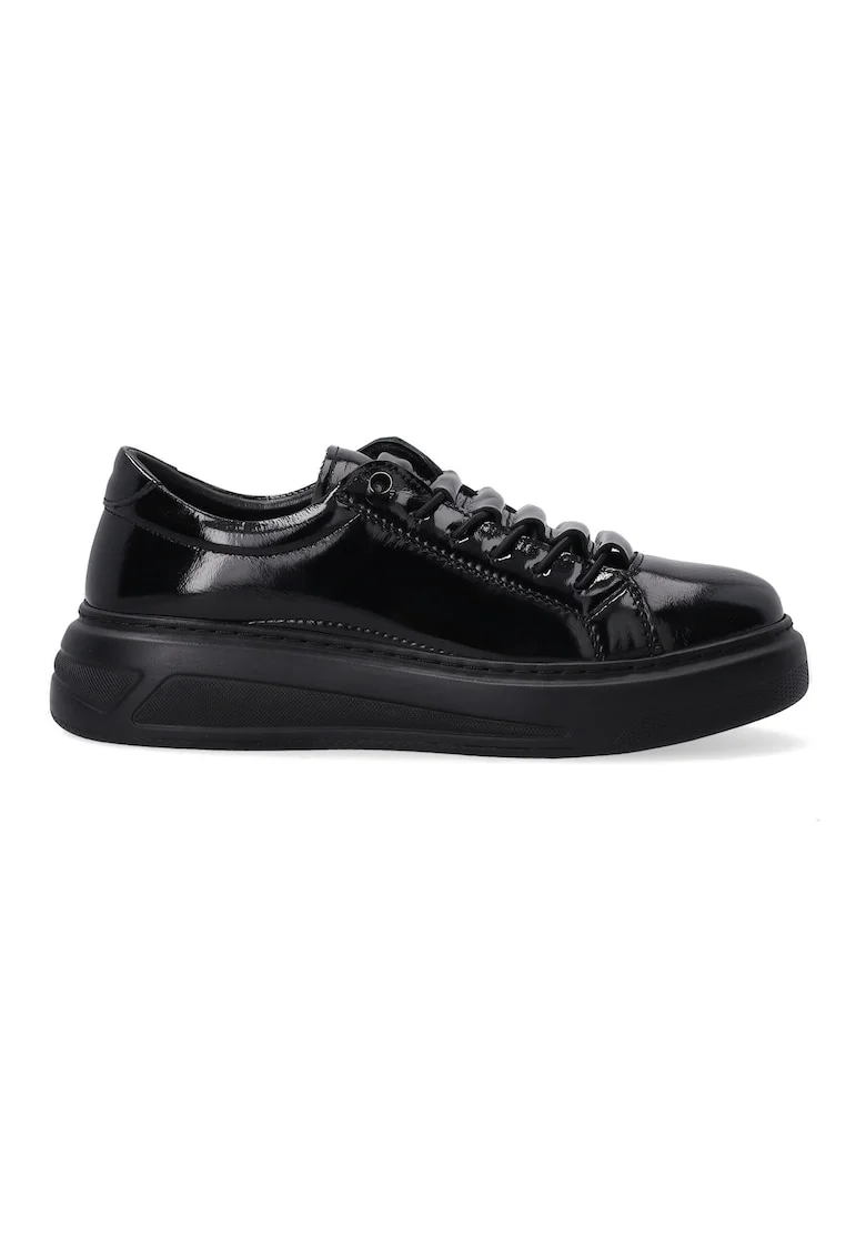 Pantofi sport lacuiti cu varful rotund