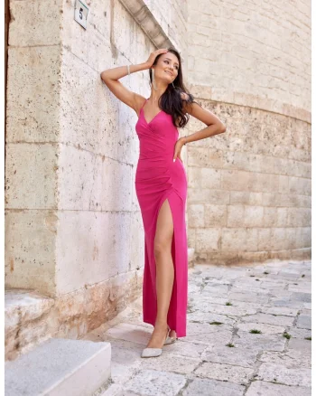 Rochie lunga cu decolteu in V