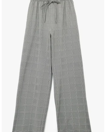 Pantaloni cu croiala ampla si model in carouri, Gri deschis