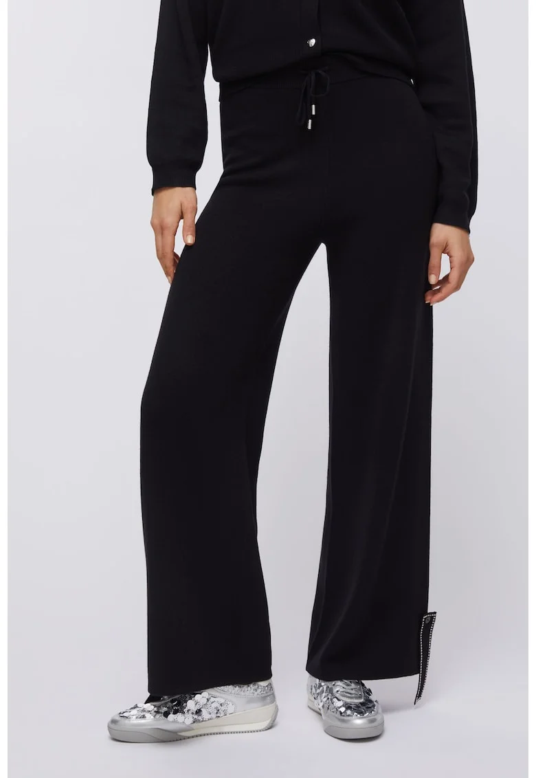 Pantaloni tricotati fin cu snur, Negru