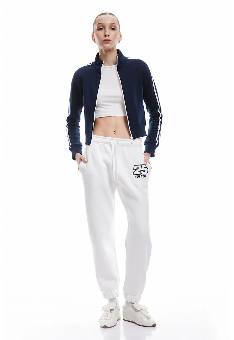 Pantaloni de trening cu snur si text, Negru/Alb murdar