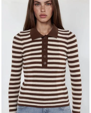 Pulover dama,  cu guler rotund, model cu dungi, detalii cu nasturi, maro/alb, 100% acrilic
