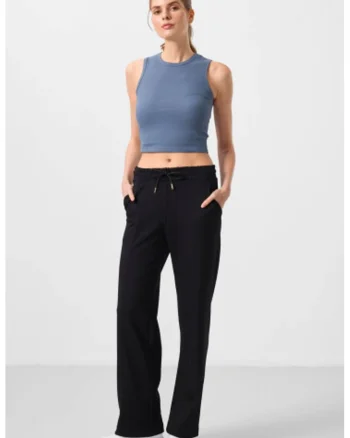 Pantaloni  negru, viscoza/poliester, cu buzunare