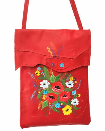Geanta handmade rosie din piele naturala ,cu flori de camp pictate manual