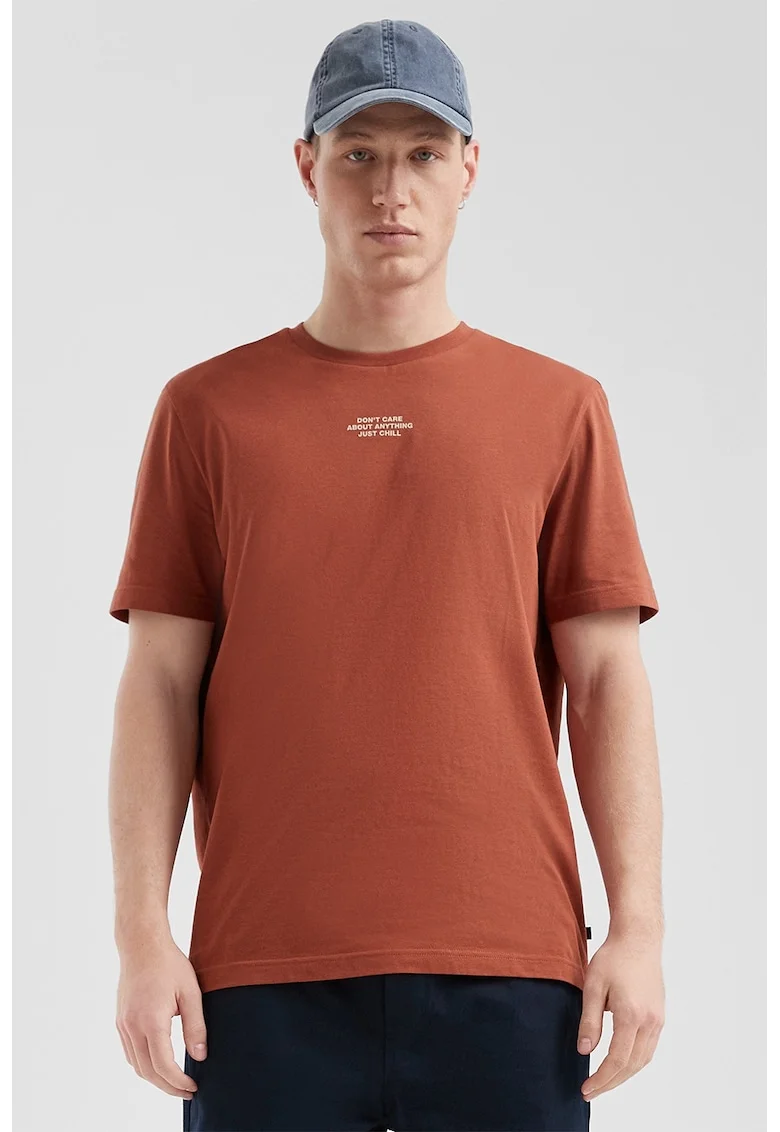 s.Oliver, Tricou de bumbac cu decolteu la baza gatului si text, Caramiziu