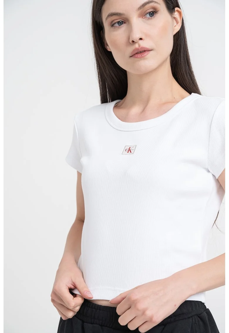 Tricou crop cu croiala slim fit, Alb