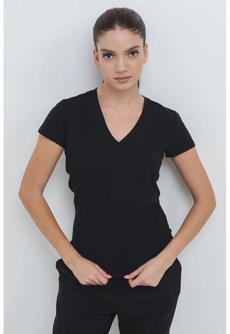 Tricou slim-fit cu decolteu in V, Negru