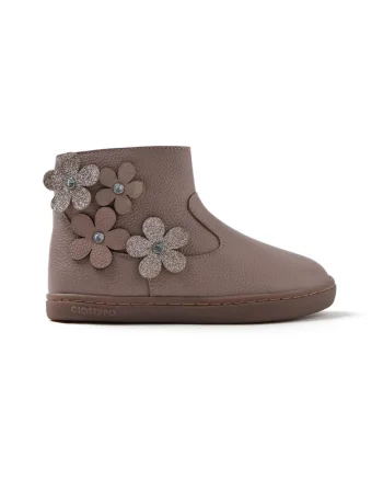 Botine de piele, Roz