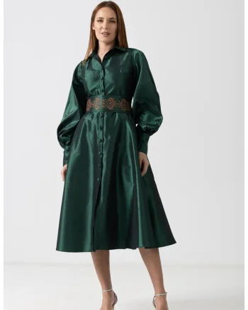 Rochie din tafta cu brau brodat